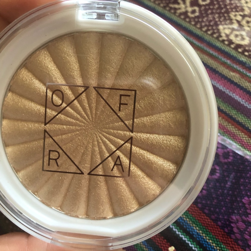 OFRA HIGHLIGHTER RODEO DRIVER - Picture 3 of 6